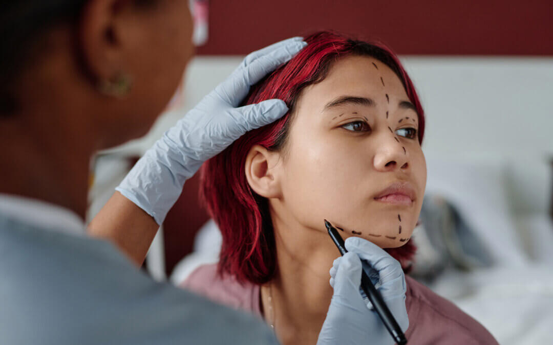 Otoplastia en Cuenca: La solución estética para orejas prominentes o desproporcionadas