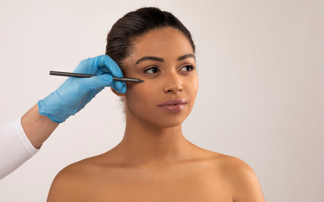 Cirugía de Párpados (Blefaroplastia) en Cuenca: Rejuvenece Tu Mirada con el Dr. Pablo Salamea