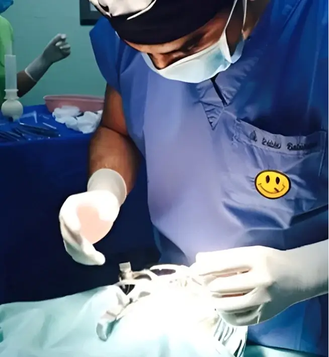 Dr. Pablo Salamea
